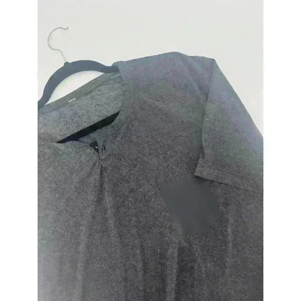 Lululemon Men's Shirt Measures Size Large Black Gray Casual Jelly Logo Active
